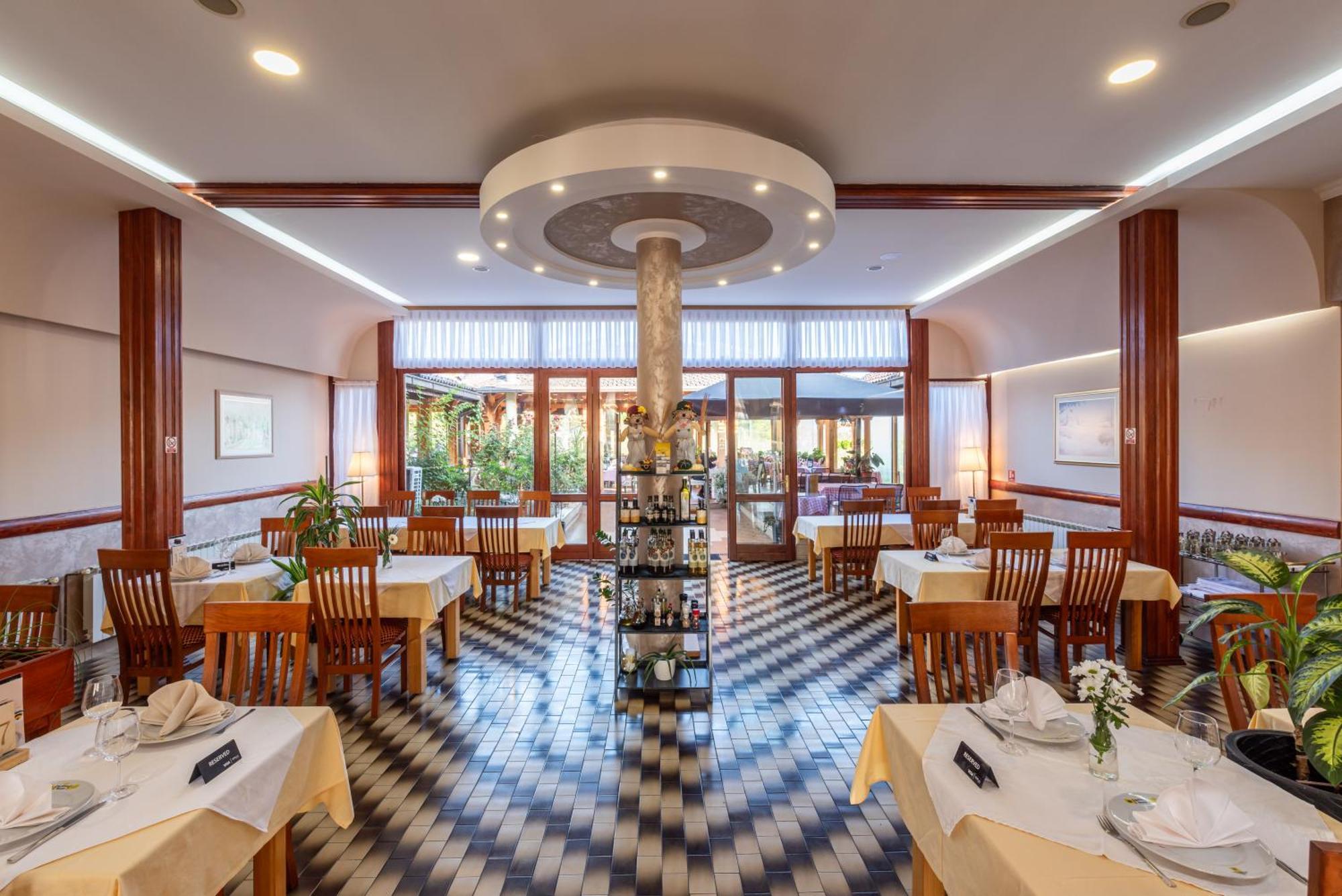 B&B Restoran Bosiljevo Exterior photo